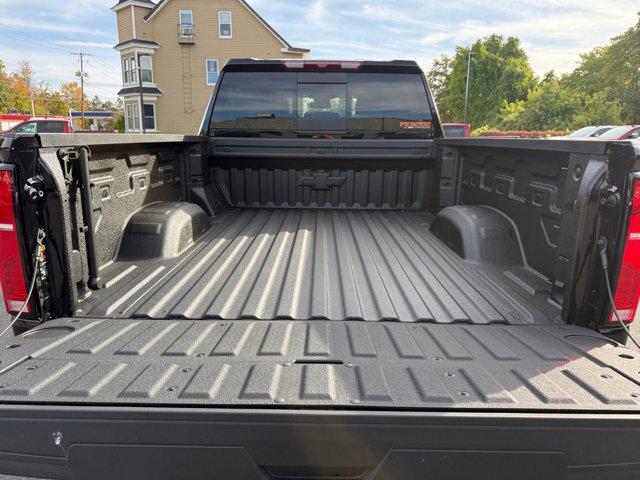 2025 Chevrolet Silverado 2500HD 4WD Crew Cab Standard Bed LT