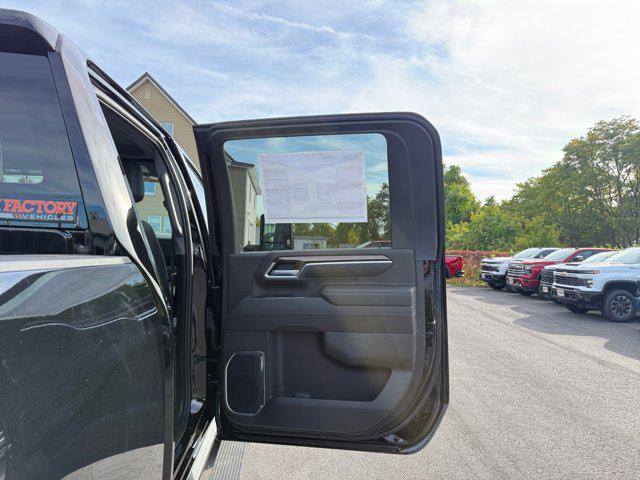 2025 Chevrolet Silverado 2500HD 4WD Crew Cab Standard Bed LT