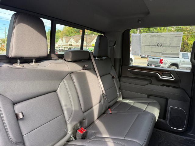 2025 Chevrolet Silverado 2500HD 4WD Crew Cab Standard Bed LT
