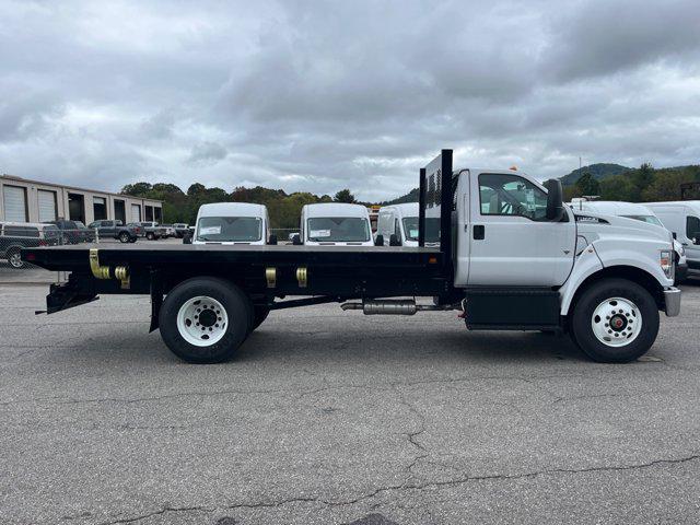 2025 Ford F-650 Base