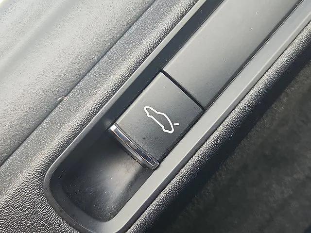 2018 Porsche 718 Cayman Unknown
