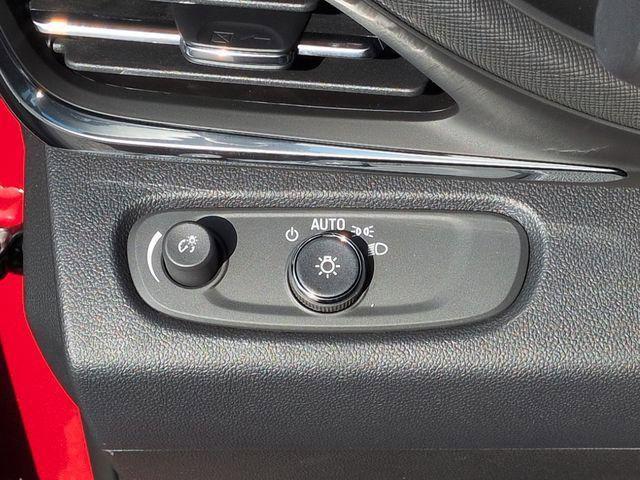 2026 Buick NV Preferred FWD