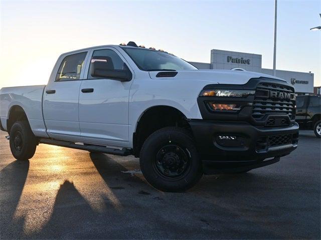 2026 RAM Ram 2500 RAM 2500 TRADESMAN CREW CAB 4X4 64 BOX 2026 RAM Ram 2500 RAM 2500 TRADESMAN CREW CAB 4X4 64 BOX
