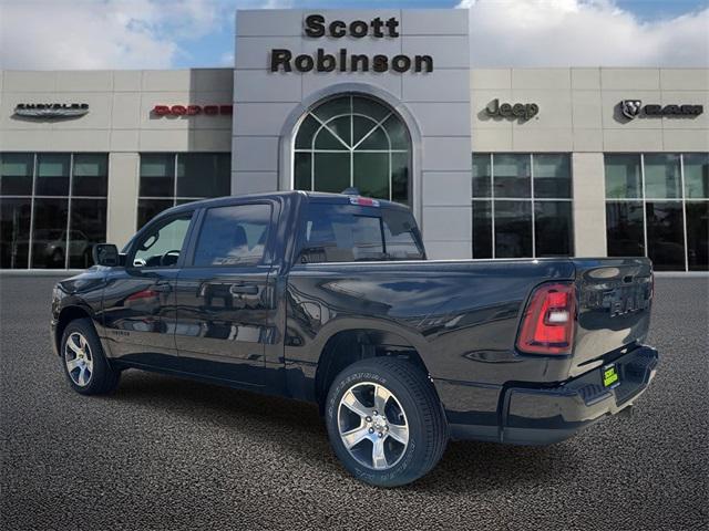 2025 RAM Ram 1500 RAM 1500 TRADESMAN CREW CAB 4X2 57 BOX