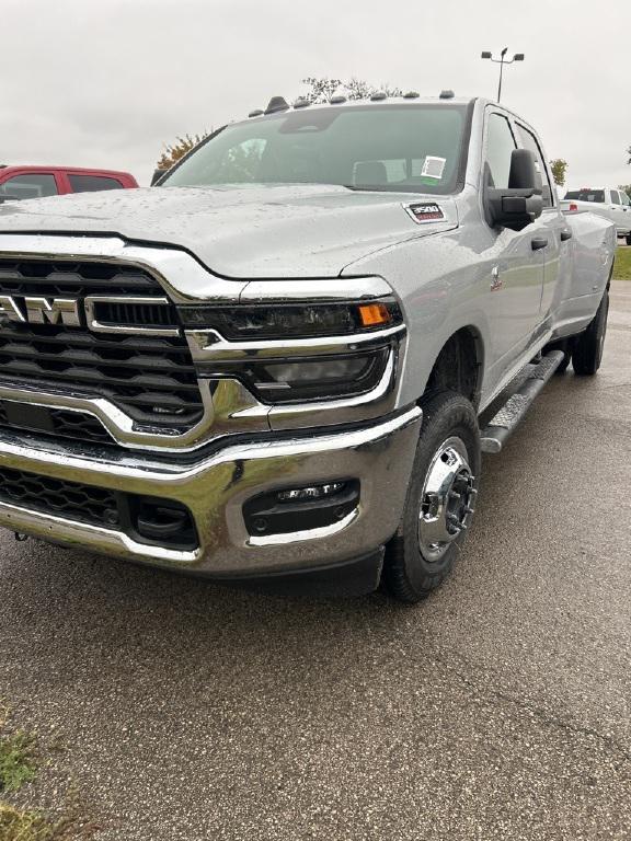 2026 RAM Ram 3500 RAM 3500 TRADESMAN CREW CAB 4X4 8 BOX 2026 RAM Ram 3500 RAM 3500 TRADESMAN CREW CAB 4X4 8 BOX
