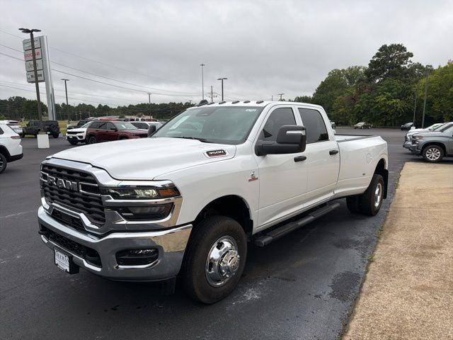 2026 RAM Ram 3500 RAM 3500 TRADESMAN CREW CAB 4X4 8 BOX 2026 RAM Ram 3500 RAM 3500 TRADESMAN CREW CAB 4X4 8 BOX