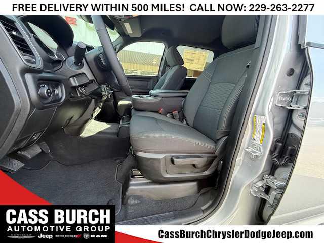 2026 Ram 2500 Black Express Crew Cab 4x4 6'4" Box