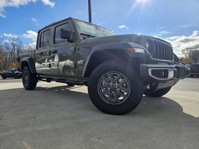 2025 Jeep Gladiator GLADIATOR SPORT S 4X4