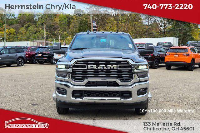 2026 RAM Ram 3500 RAM 3500 TRADESMAN CREW CAB 4X4 8 BOX