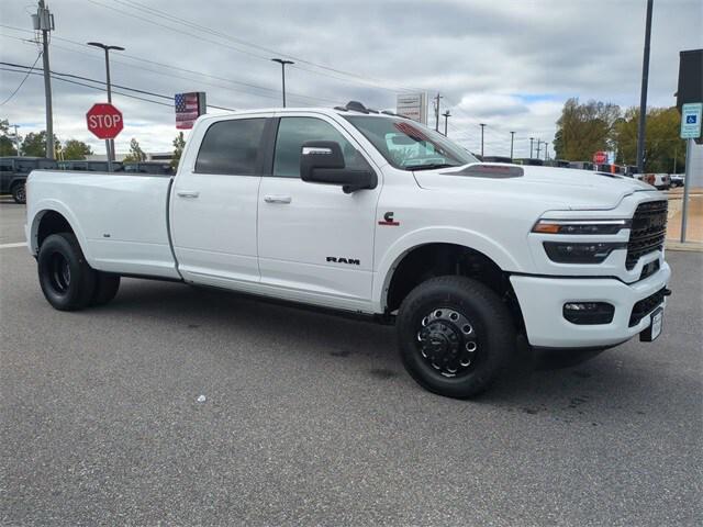 2026 RAM Ram 3500 RAM 3500 LIMITED CREW CAB 4X4 8 BOX 2026 RAM Ram 3500 RAM 3500 LIMITED CREW CAB 4X4 8 BOX