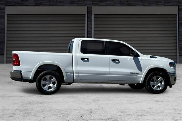2025 RAM 1500 Big Horn Crew Cab 4x2 57 Box