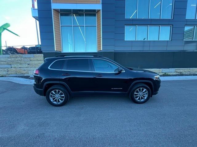 2022 Jeep Cherokee Latitude Lux 4x4 2022 Jeep Cherokee Latitude Lux 4x4