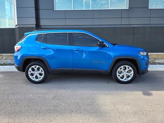2024 Jeep Compass Latitude 4x4 2024 Jeep Compass Latitude 4x4