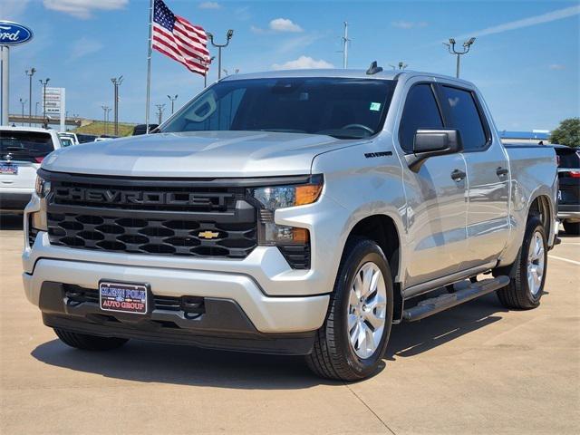 2022 Chevrolet Silverado 1500 2WD Crew Cab Short Bed Custom