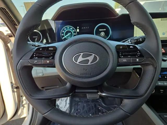 2025 Hyundai Elantra Hybrid Limited
