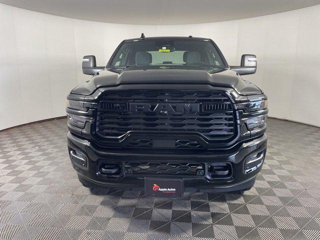 2025 RAM 3500 Big Horn Crew Cab 4x4 64 Box