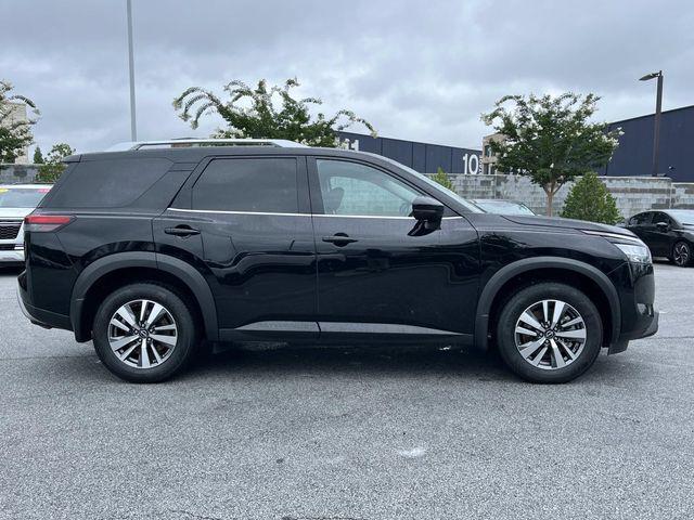 2024 Nissan Pathfinder SL 4WD