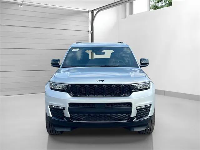 2025 Jeep Grand Cherokee L Limited 4x4