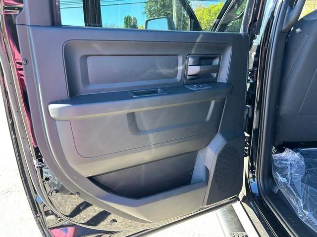 2026 Ram 2500 Tradesman Crew Cab 4x4 6'4" Box
