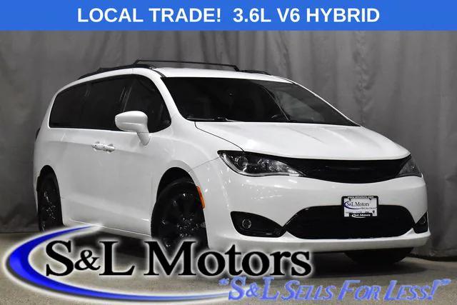 2020 Chrysler Pacifica Hybrid Touring L