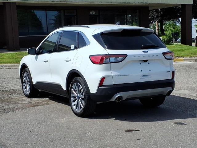 2020 Ford Escape Titanium Hybrid