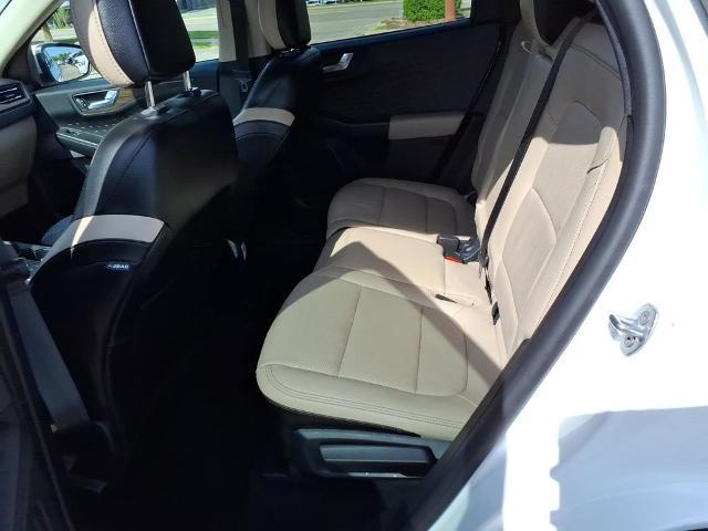 2020 Ford Escape Titanium Hybrid
