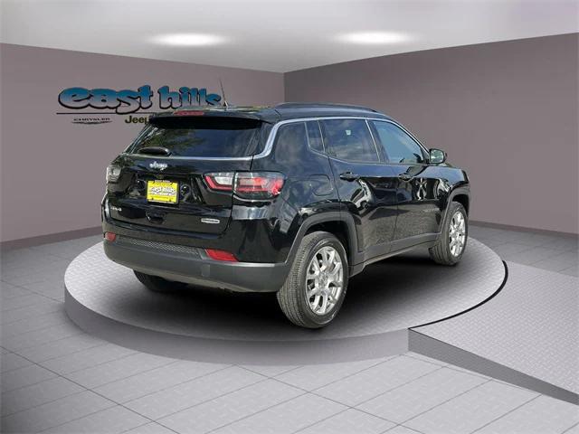 2022 Jeep Compass Latitude Lux 4x4