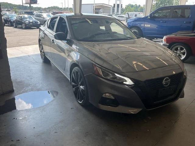 2022 Nissan Altima SR FWD 2022 Nissan Altima SR FWD