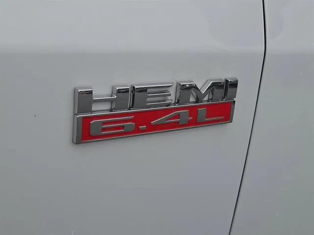 2022 RAM 3500 Chassis Tradesman/SLT/Laramie/Limited