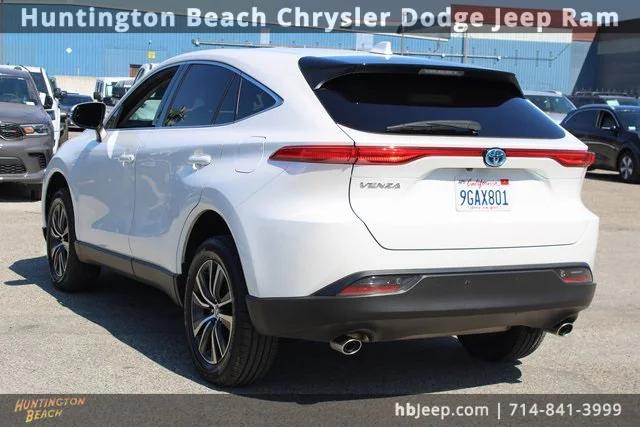 2023 Toyota Venza LE