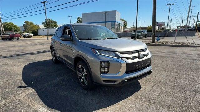 2020 Mitsubishi Outlander Sport 2.0 SE 2020 Mitsubishi Outlander Sport 2.0 SE