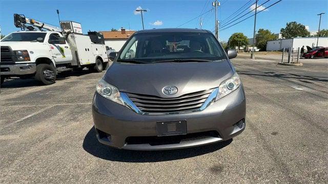 2017 Toyota Sienna LE 7 Passenger 2017 Toyota Sienna LE 7 Passenger