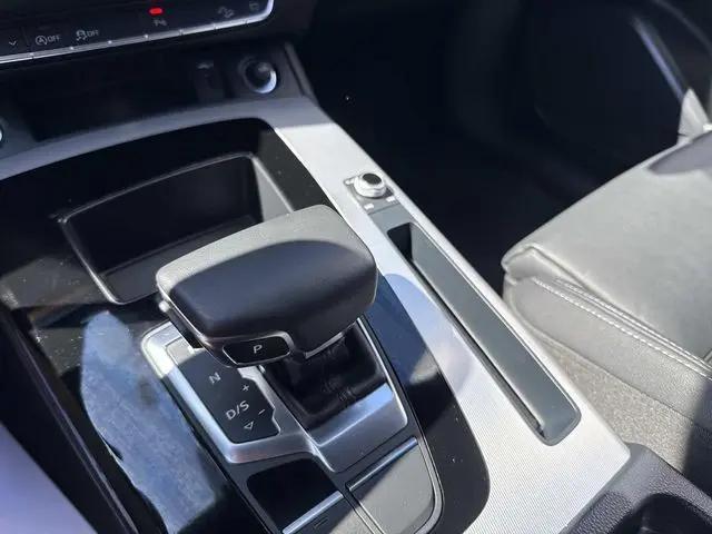 2025 Audi Q5 Premium 45 TFSI S line quattro
