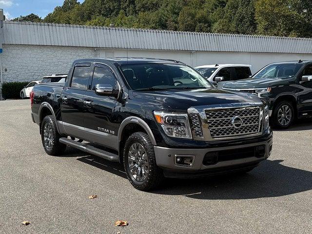 2019 Nissan TITAN Platinum Reserve 2019 Nissan TITAN Platinum Reserve