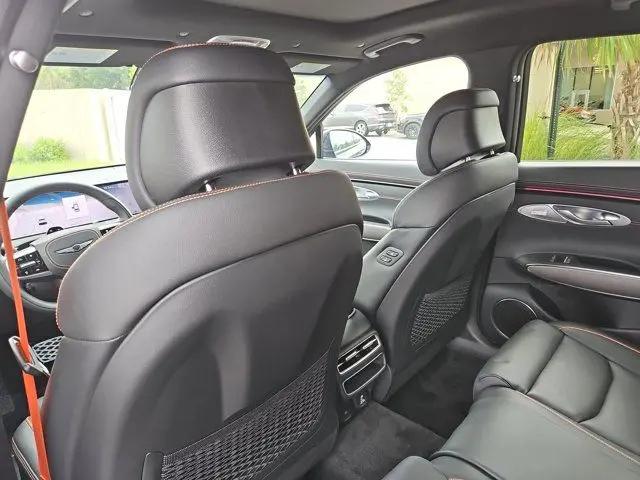 2026 Genesis GV70 3.5T Sport Advanced