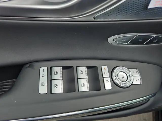 2026 Genesis GV70 3.5T Sport Advanced