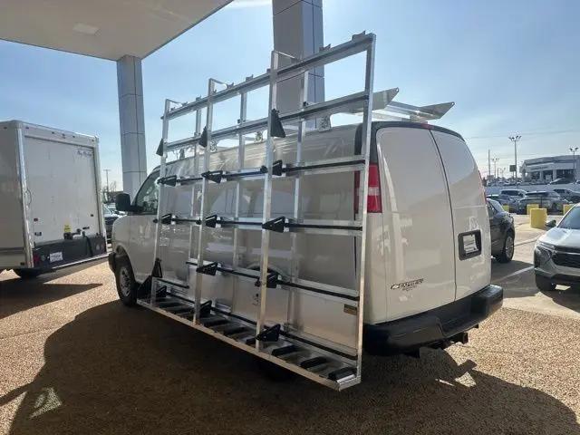2025 Chevrolet Express Cargo Van RWD 2500 Regular Wheelbase WT
