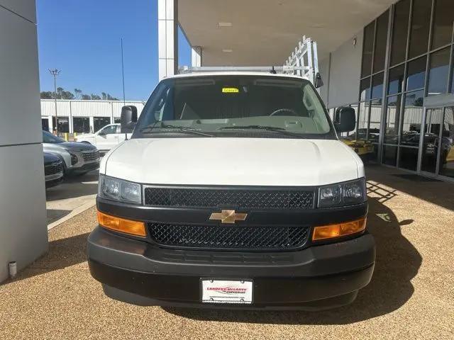 2025 Chevrolet Express Cargo Van RWD 2500 Regular Wheelbase WT