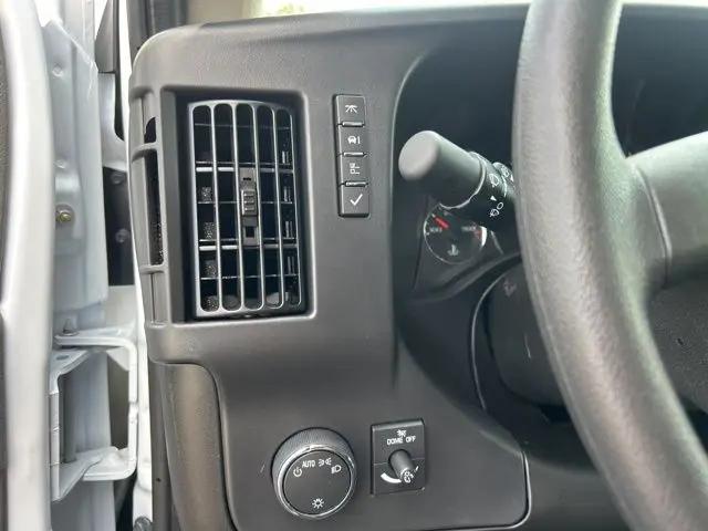 2025 Chevrolet Express Cargo Van RWD 2500 Regular Wheelbase WT