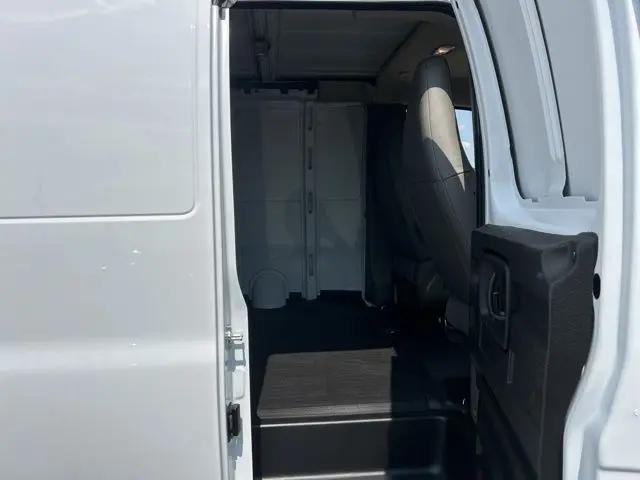2025 Chevrolet Express Cargo Van RWD 2500 Regular Wheelbase WT