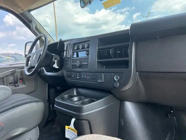 2025 Chevrolet Express Cargo Van RWD 2500 Regular Wheelbase WT