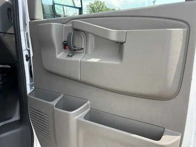 2025 Chevrolet Express Cargo Van RWD 2500 Regular Wheelbase WT