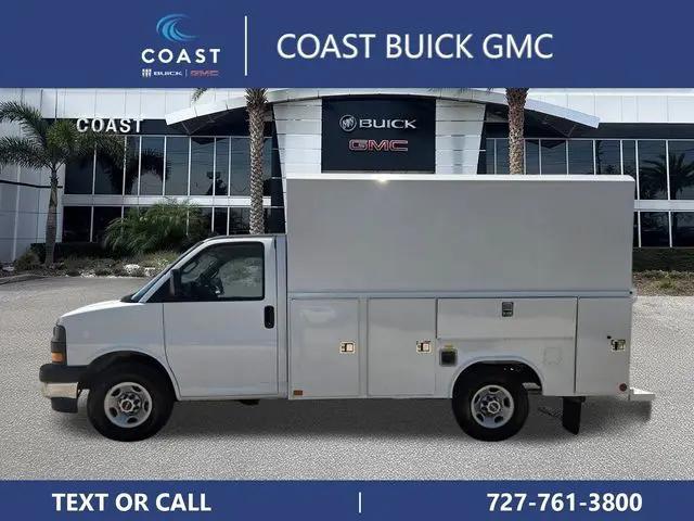 2025 GMC Savana Cutaway Work Van