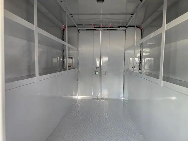 2025 GMC Savana Cutaway Work Van