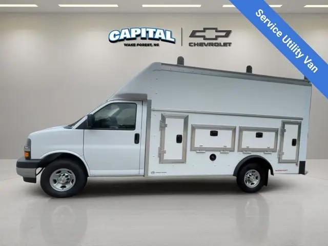 2025 Chevrolet Express Cutaway Work Van