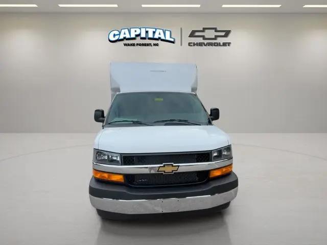 2025 Chevrolet Express Cutaway Work Van