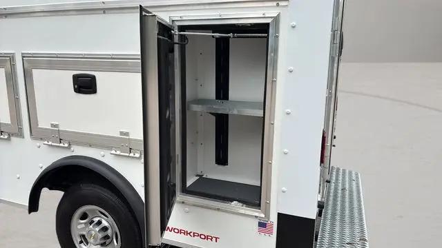 2025 Chevrolet Express Cutaway Work Van