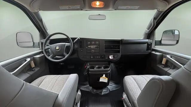 2025 Chevrolet Express Cutaway Work Van