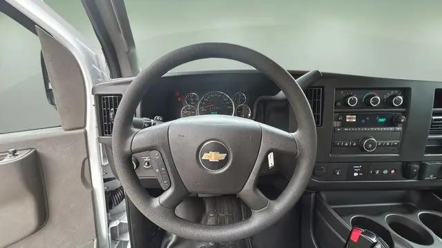 2025 Chevrolet Express Cutaway Work Van