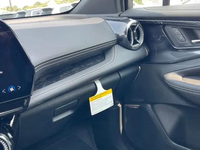 2026 Chevrolet V Blazer FWD LT